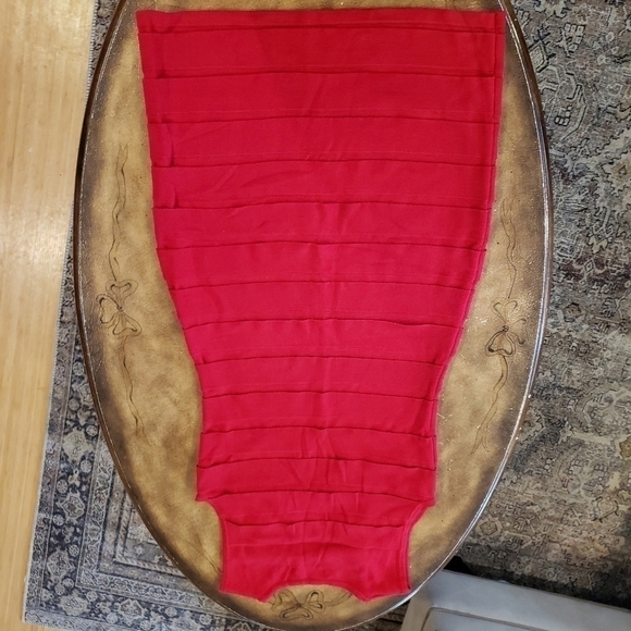 Calvin Klein Pleated Red Bodycon Dress Size Small - Picture 4 of 8